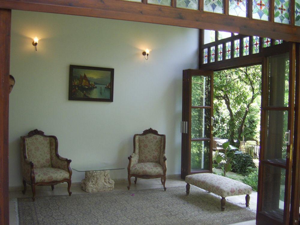 The Ninova Otel